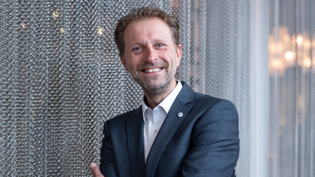 Andrew Van der Haar, presidente de Elfa